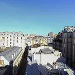 21m comfort -wifi&view on the Sacré Coeur