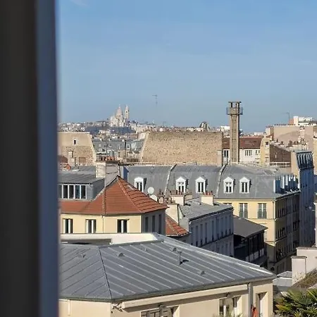 Charming 2-room 21m Comfort Sacre-coeur View